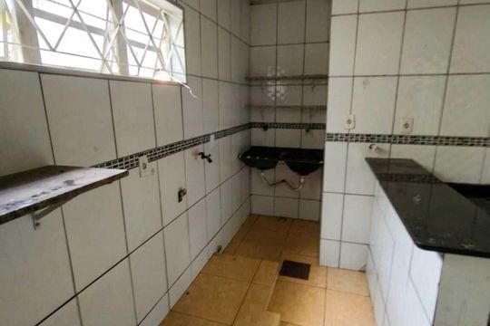 Cozinha de casa de condomínio para alugar com 3 quartos, 112m² em QR 514, Brasília