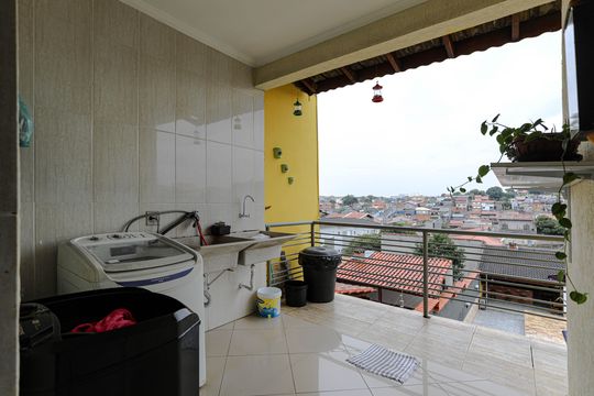 Área de Serviço de casa para alugar com 2 quartos, 264m² em Jardim Modelo, Mogi das Cruzes