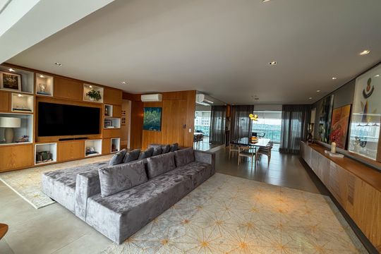 Apartamento à venda com 4 quartos, 253m² em Pinheiros, São Paulo