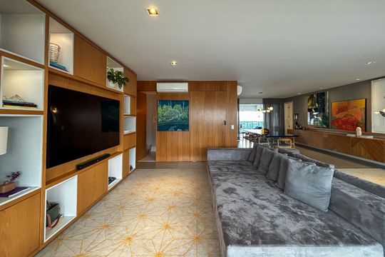 Apartamento à venda com 4 quartos, 253m² em Pinheiros, São Paulo