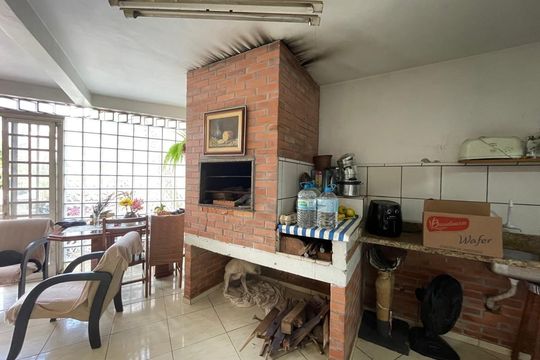 Casa à venda com 5 quartos, 280m² em Operário, Novo Hamburgo