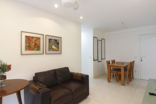 Apartamento para alugar com 2 quartos, 200m² em Vila Nova, Cabo Frio
