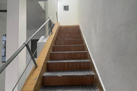 Escada de casa à venda com 7 quartos, 350m² em Parque America, São Paulo