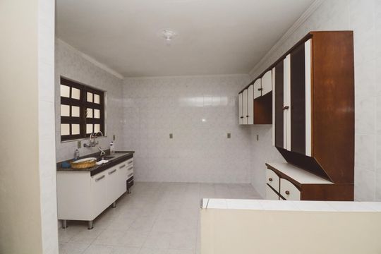 Cozinha de casa para alugar com 3 quartos, 279m² em Jardim do Colegio (zona Norte), São Paulo