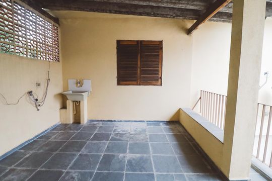 Área de Serviço de casa para alugar com 3 quartos, 279m² em Jardim do Colegio (zona Norte), São Paulo