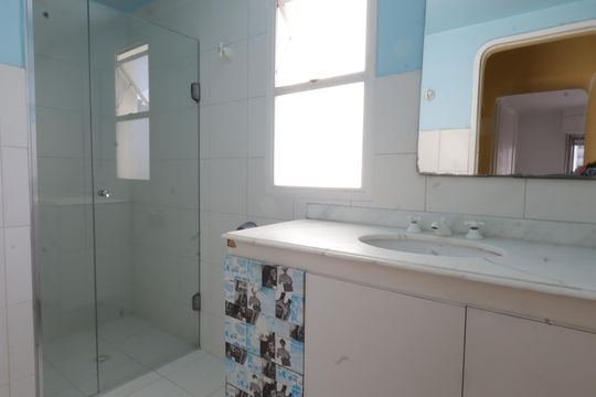 Banheiro de apartamento à venda com 2 quartos, 102m² em Vila Andrade, São Paulo