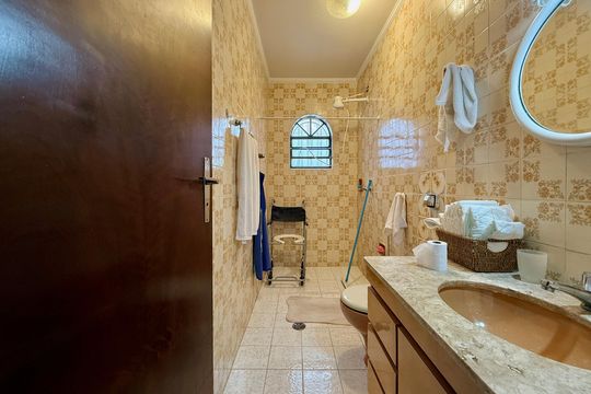Banheiro Social  de casa para alugar com 3 quartos, 155m² em Vila Sao Francisco (zona Sul), São Paulo