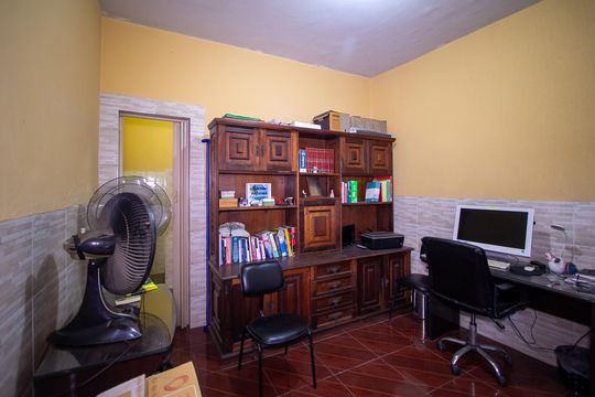 Suíte de casa para alugar com 3 quartos, 84m² em Trindade, São Gonçalo