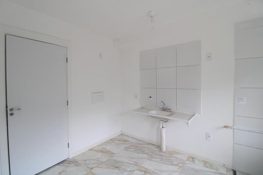 Cozinha de apartamento para alugar com 1 quarto, 36m² em Usina Piratininga, São Paulo