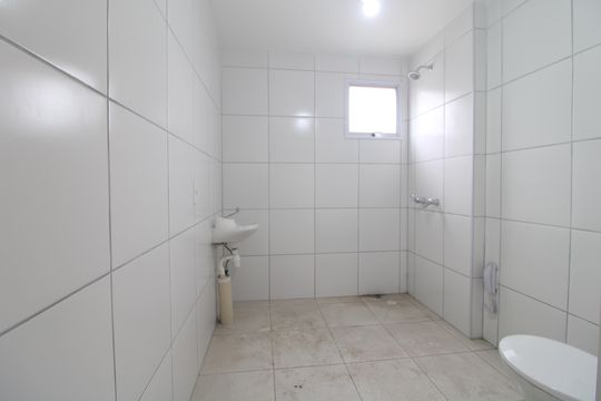 Banheiro de apartamento para alugar com 1 quarto, 36m² em Usina Piratininga, São Paulo