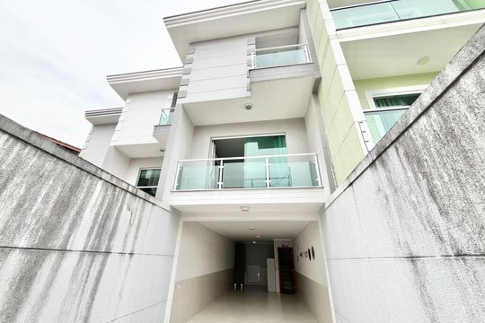 Fachada de casa à venda com 3 quartos, 120m² em Lauzane Paulista, São Paulo