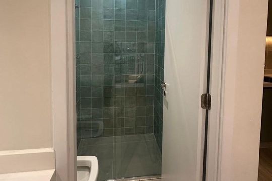 Banheiro de apartamento para alugar com 1 quarto, 31m² em Perdizes, São Paulo