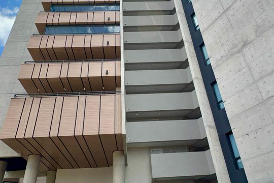 Fachada de apartamento à venda com 1 quarto, 44m² em Pinheiros, São Paulo