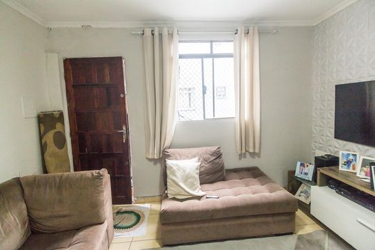 Sala de apartamento à venda com 2 quartos, 44m² em Jardim Mutinga, Barueri