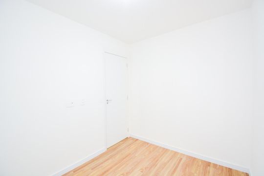 Quarto 1 de apartamento à venda com 2 quartos, 44m² em Vila das Bandeiras, Guarulhos