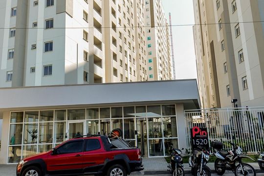 Fachada do Condominio de apartamento à venda com 2 quartos, 44m² em Vila das Bandeiras, Guarulhos