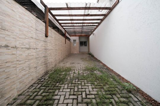Garagem de casa à venda com 2 quartos, 90m² em Jardim Lisboa, São Paulo