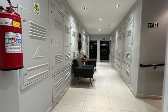 Área comum de kitnet/studio para alugar com 1 quarto, 35m² em Embaré, Santos