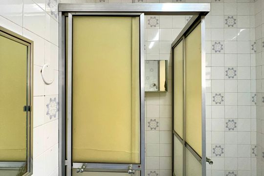 Banheiro da Suíte de casa para alugar com 3 quartos, 289m² em Vila Madalena, São Paulo