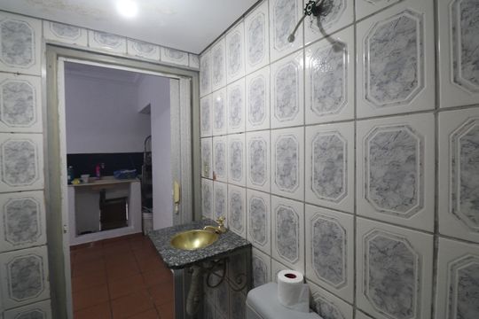 Banheiro de casa à venda com 1 quarto, 60m² em Jardim Modelo, São Paulo