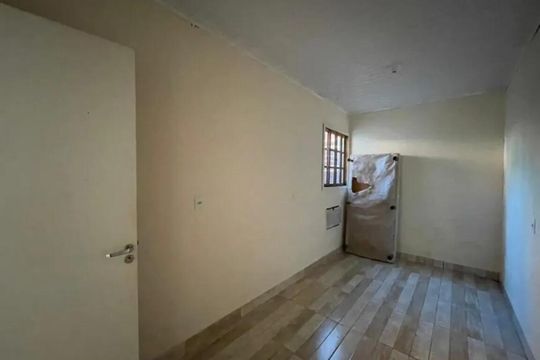 Casa para alugar com 2 quartos, 78m² em Chácara das Rosas, Cachoeirinha