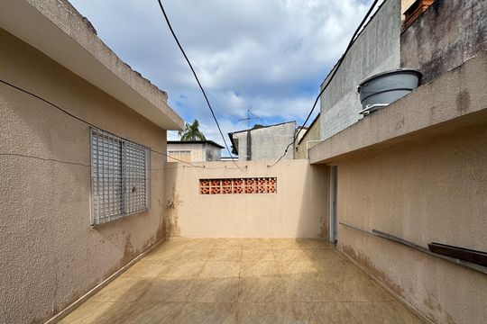 Varanda  de casa à venda com 2 quartos, 154m² em Alves Dias, São Bernardo do Campo