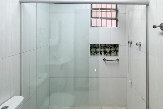 Banheiro Social 2 de casa à venda com 2 quartos, 154m² em Alves Dias, São Bernardo do Campo