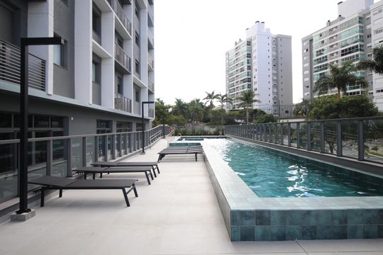 Área comum - Piscina de kitnet/studio à venda com 0 quarto, 30m² em Jardim do Salso, Porto Alegre