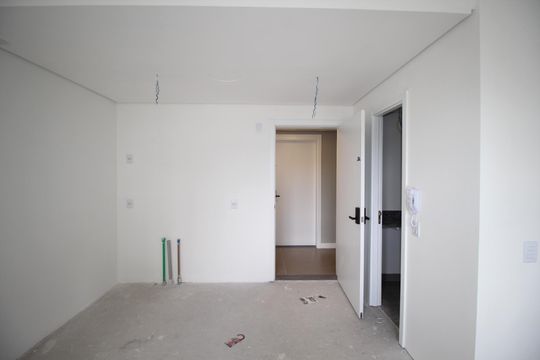 Studio de kitnet/studio à venda com 0 quarto, 30m² em Jardim do Salso, Porto Alegre