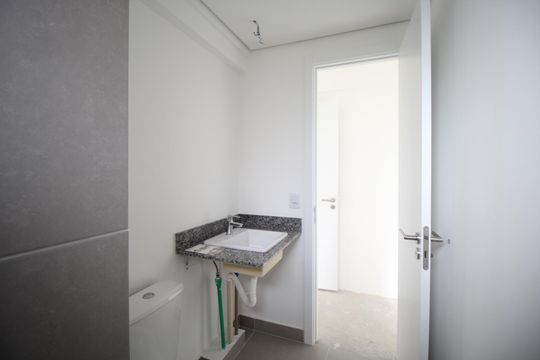 Suíte 1 de apartamento à venda com 1 quarto, 55m² em Jardim do Salso, Porto Alegre