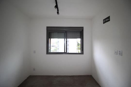 Suíte 1 de apartamento à venda com 1 quarto, 55m² em Jardim do Salso, Porto Alegre