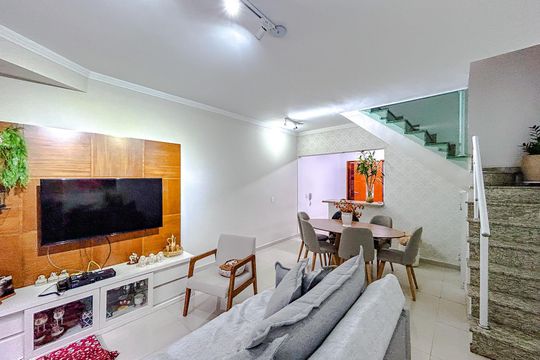 Sala de casa de condomínio à venda com 3 quartos, 182m² em Penha de França, São Paulo