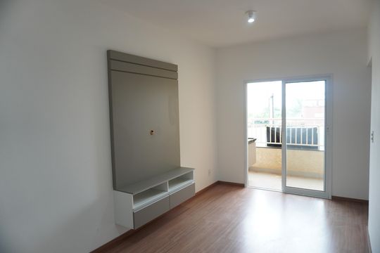 Sala de apartamento para alugar com 2 quartos, 55m² em Balneario Salto Grande, Americana