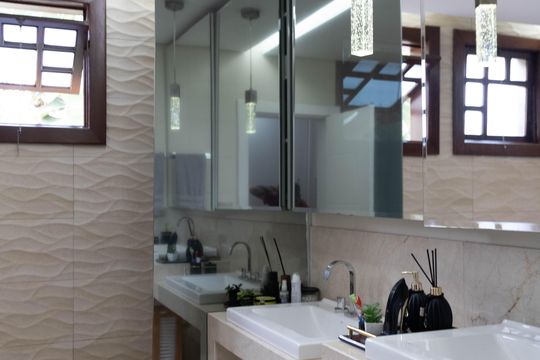Banheiro da Suíte 1 de casa à venda com 4 quartos, 1080m² em Barreiro, Belo Horizonte