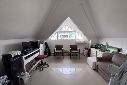 Sótão  de casa de condomínio à venda com 3 quartos, 269m² em Vargem Grande, Rio de Janeiro