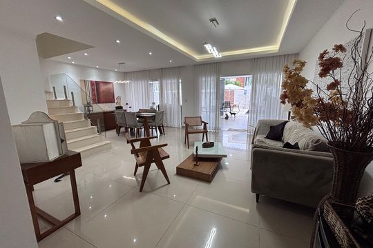Casa de Condomínio à venda com 3 quartos, 269m² em Vargem Grande, Rio de Janeiro