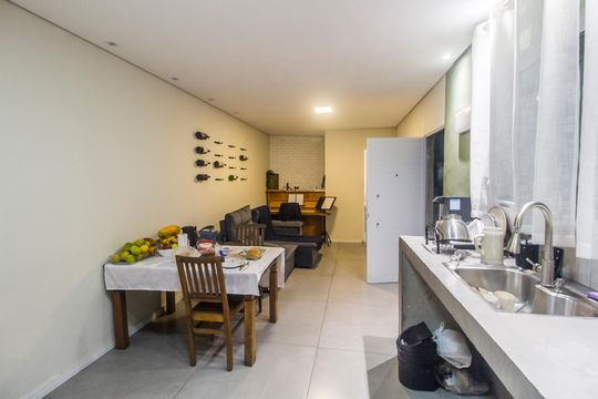 Cozinha de casa à venda com 2 quartos, 200m² em Vila Sao Luiz (valparaizo), Barueri