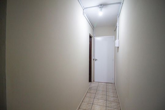 Entrada de kitnet/studio para alugar com 1 quarto, 21m² em Vila Castilho, Votorantim