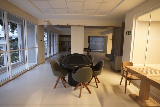 Apartamento à venda com 2 quartos, 62m² em Setor Bueno, Goiânia