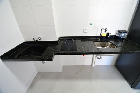 Cozinha de kitnet/studio para alugar com 1 quarto, 46m² em Centro, Campinas