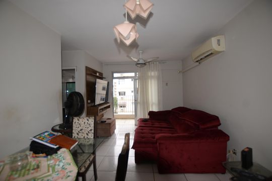 Apartamento à venda com 2 quartos, 90m² em Vila Valqueire, Rio de Janeiro