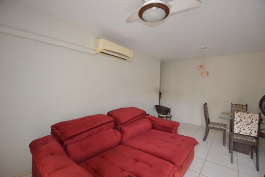 Sala de apartamento à venda com 2 quartos, 90m² em Vila Valqueire, Rio de Janeiro