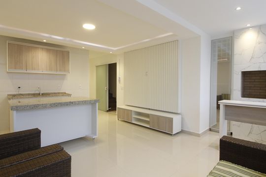 Apartamento para alugar com 2 quartos, 90m² em Foguete, Cabo Frio