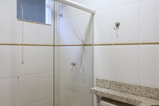 Apartamento para alugar com 2 quartos, 90m² em Foguete, Cabo Frio