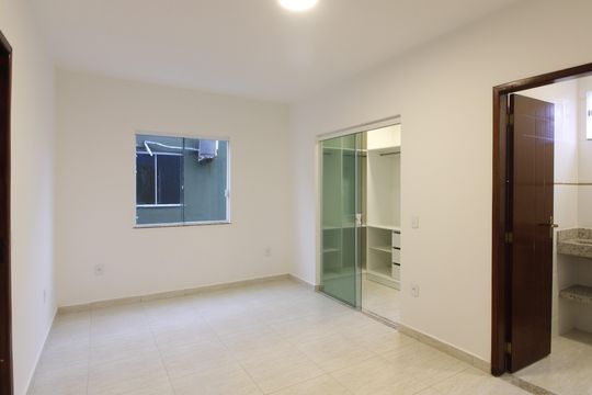 Apartamento para alugar com 2 quartos, 90m² em Foguete, Cabo Frio
