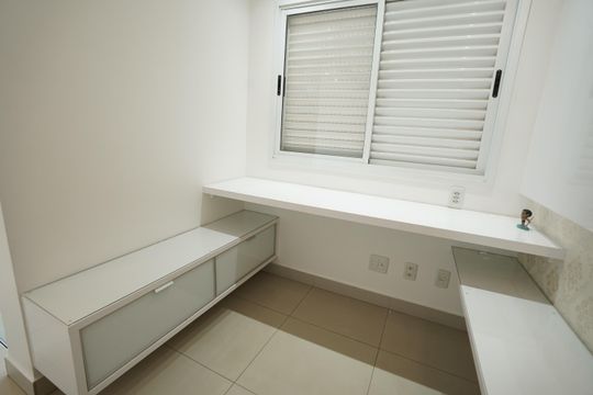 Apartamento para alugar com 3 quartos, 159m² em Residencial Eldorado, Goiânia