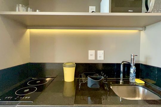 Cozinha de kitnet/studio para alugar com 1 quarto, 33m² em Pinheiros, São Paulo