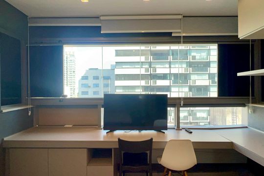 Varanda de kitnet/studio para alugar com 1 quarto, 33m² em Pinheiros, São Paulo