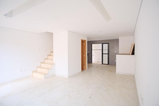 Sala de casa à venda com 3 quartos, 115m² em Vila Esperança, São Paulo