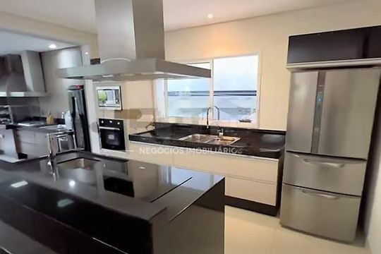 Casa para alugar com 4 quartos, 474m² em Swiss Park, Campinas